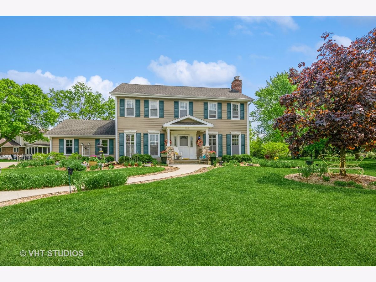 Homes Sold Krusemark Frankfort Illinois, 203 Larch B
