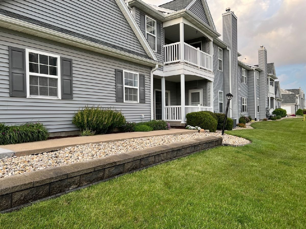 Condos & Townhomes & Homes Sold Water's Edge Urbana Illinois, 3038 Stillwater Landing