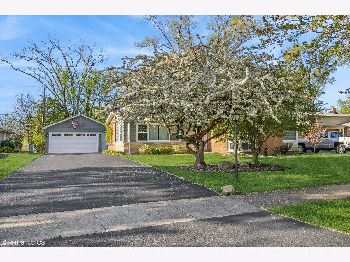 Homes Sold Pleasant Hill Palatine Illinois, 335 Cheryl