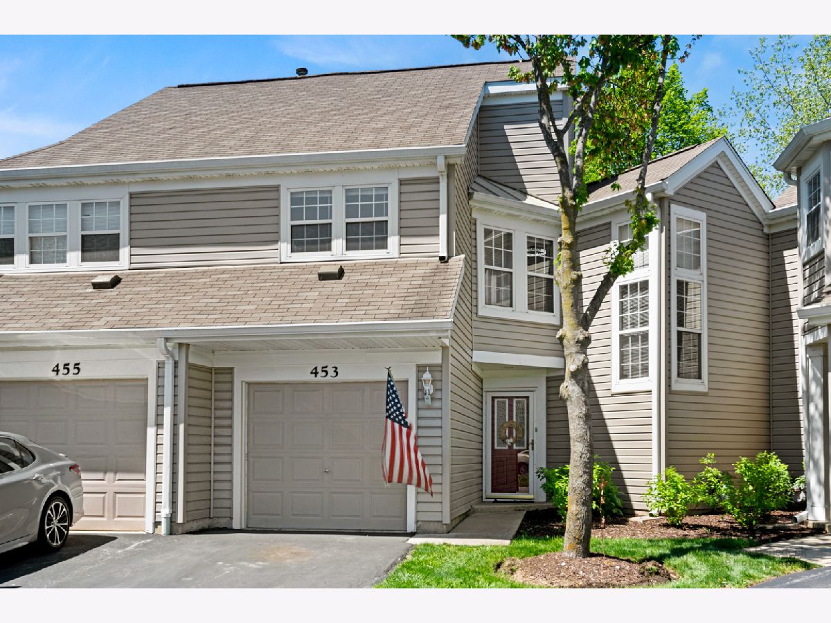 Townhomes & Condos Sold Steeplechase Carol Stream Illinois, 453 Kilkenny