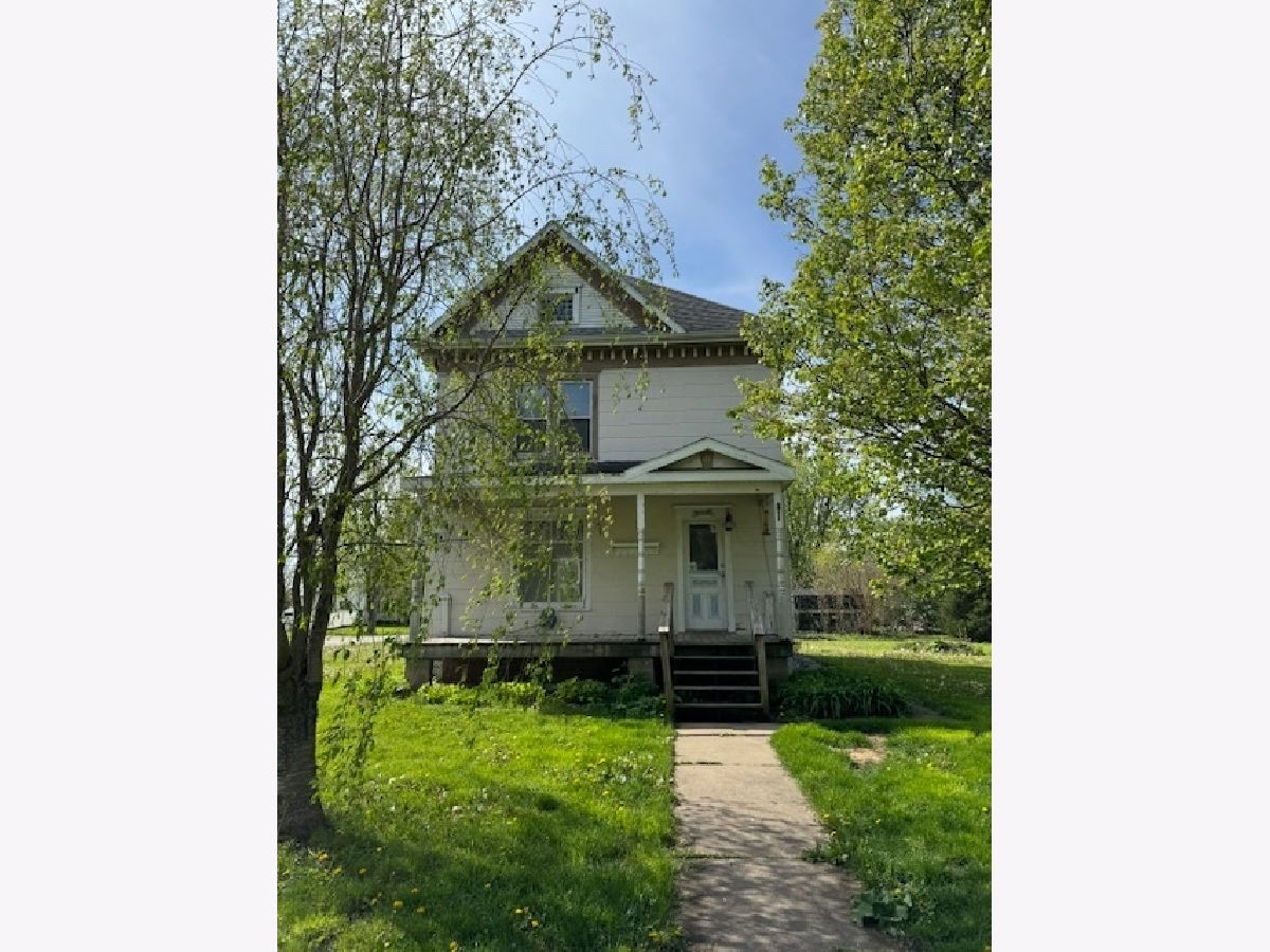  Sold Piper City Illinois, 230 Walnut