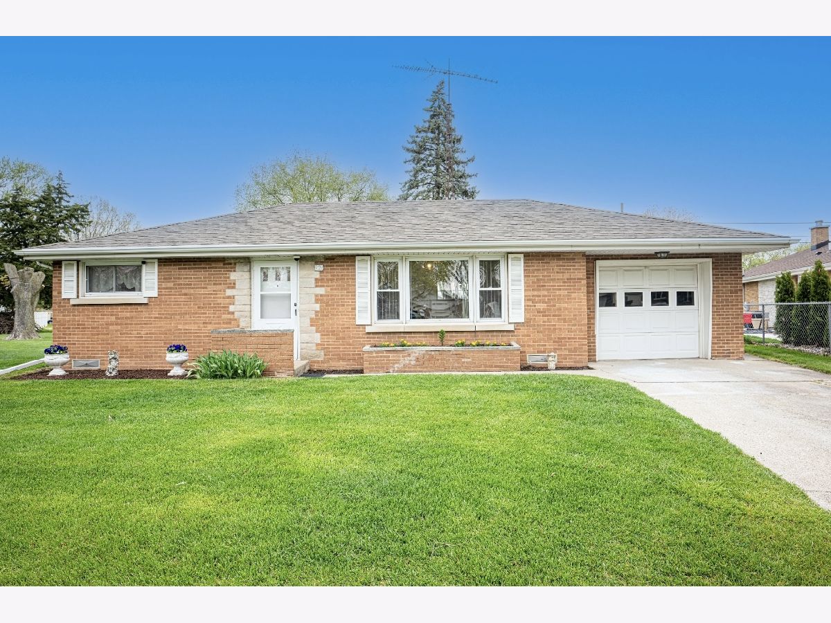 Homes Sold Meadowview Bradley Illinois, 921 Meadow