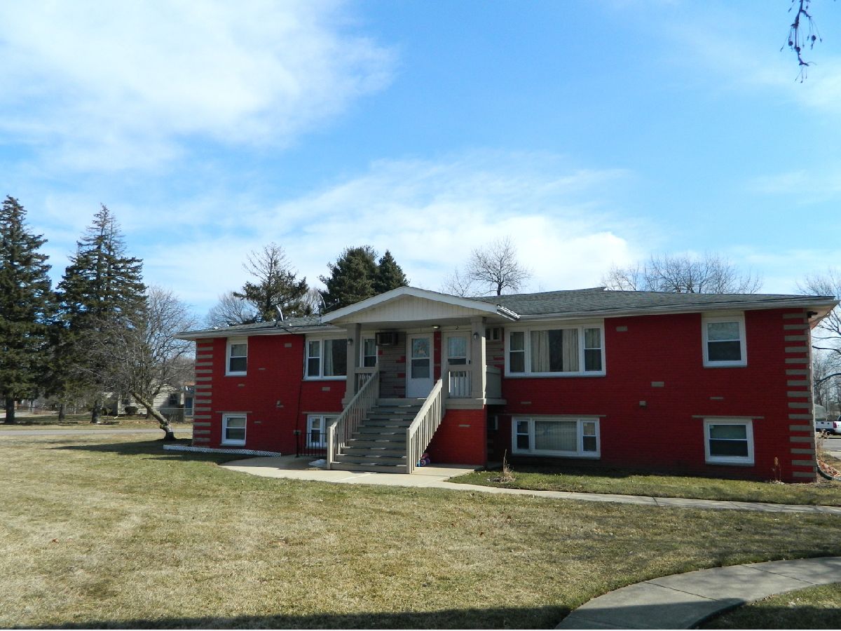  Rented Sugar Grove Illinois, 200 Maple