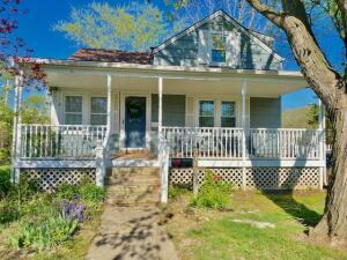  Sold Lowell Indiana, 301 Castle