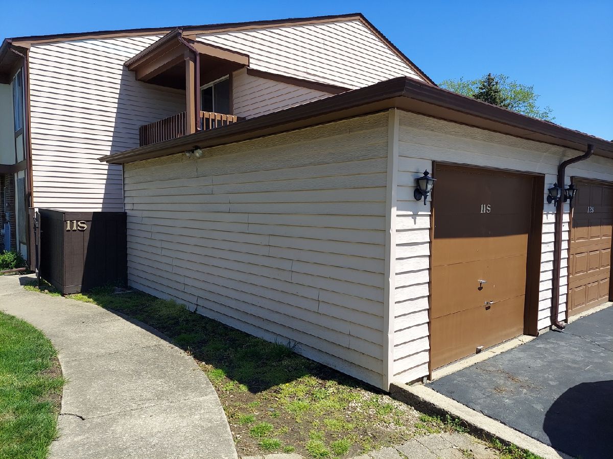Townhomes & Condos Rented Pine Meadow Bolingbrook Illinois, 11 Fernwood