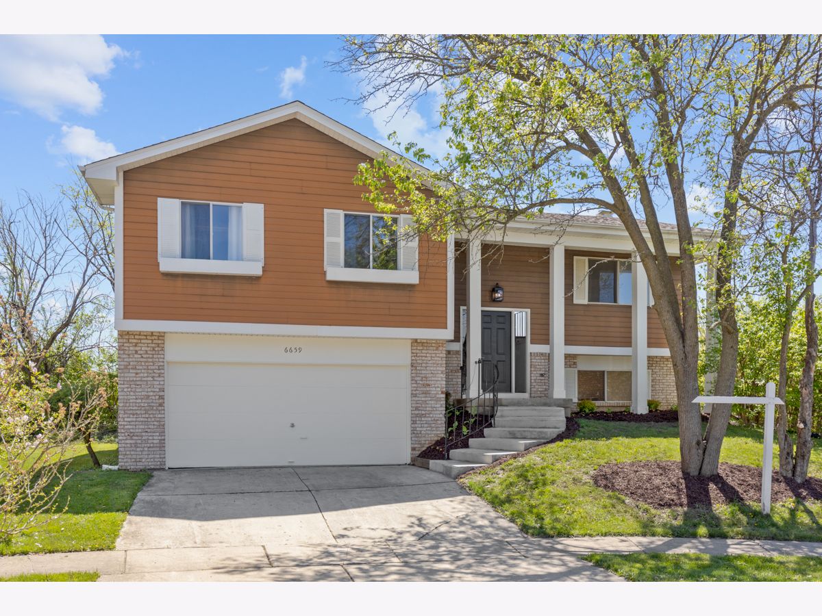 Homes & Townhomes & Condos Sold Woodridge Center Woodridge Illinois, 6659 Wheatfield