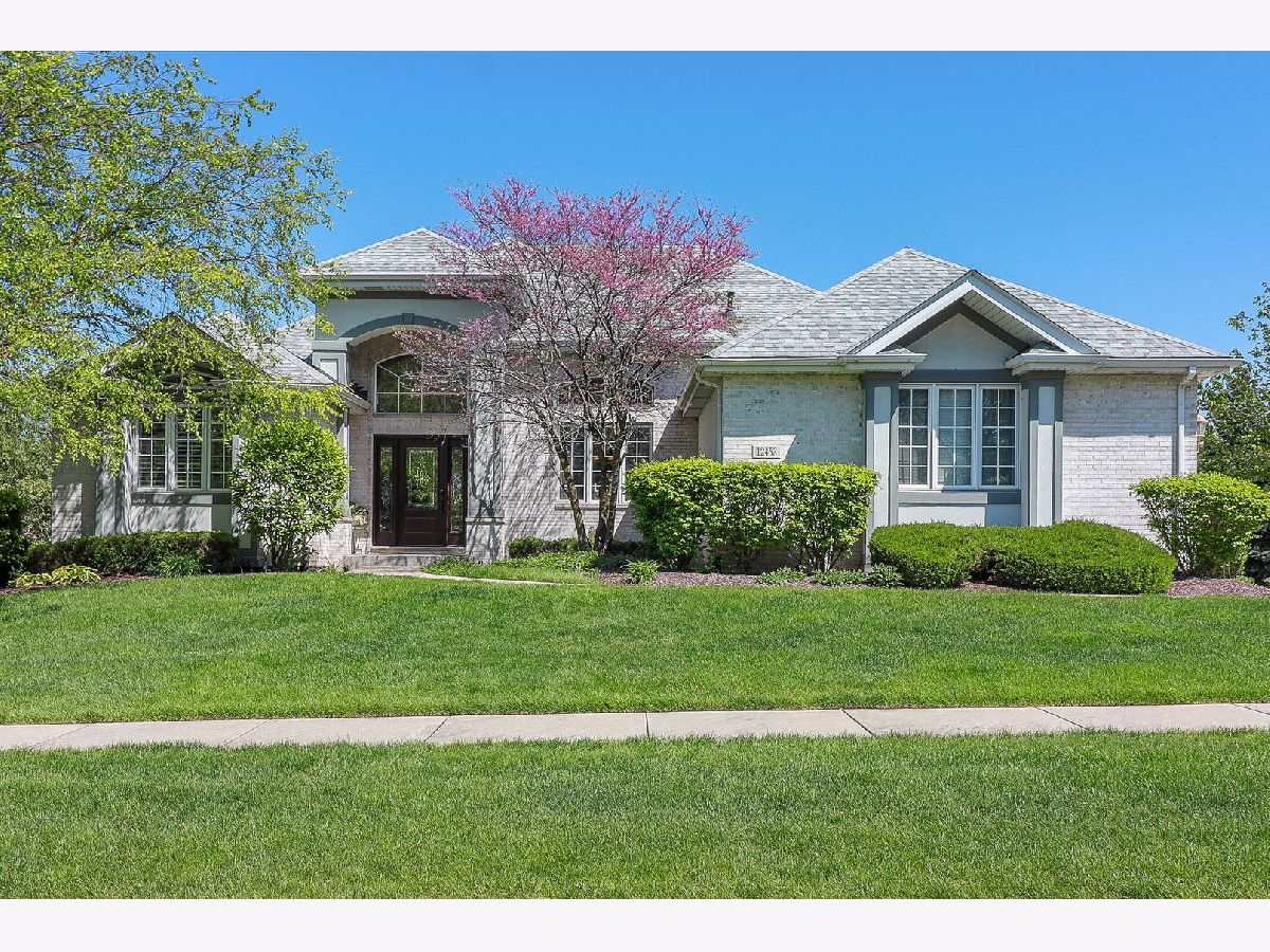 Homes & Condos & Townhomes Sold Briarcliffe Estates Lemont Illinois, 12453 Briarcliffe