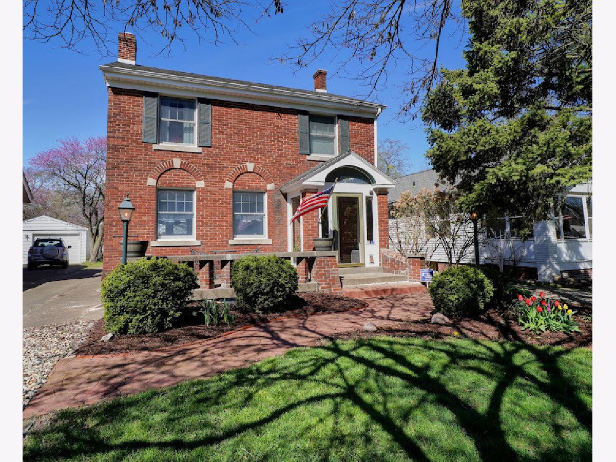  Sold Springfield Illinois, 1813 Dial