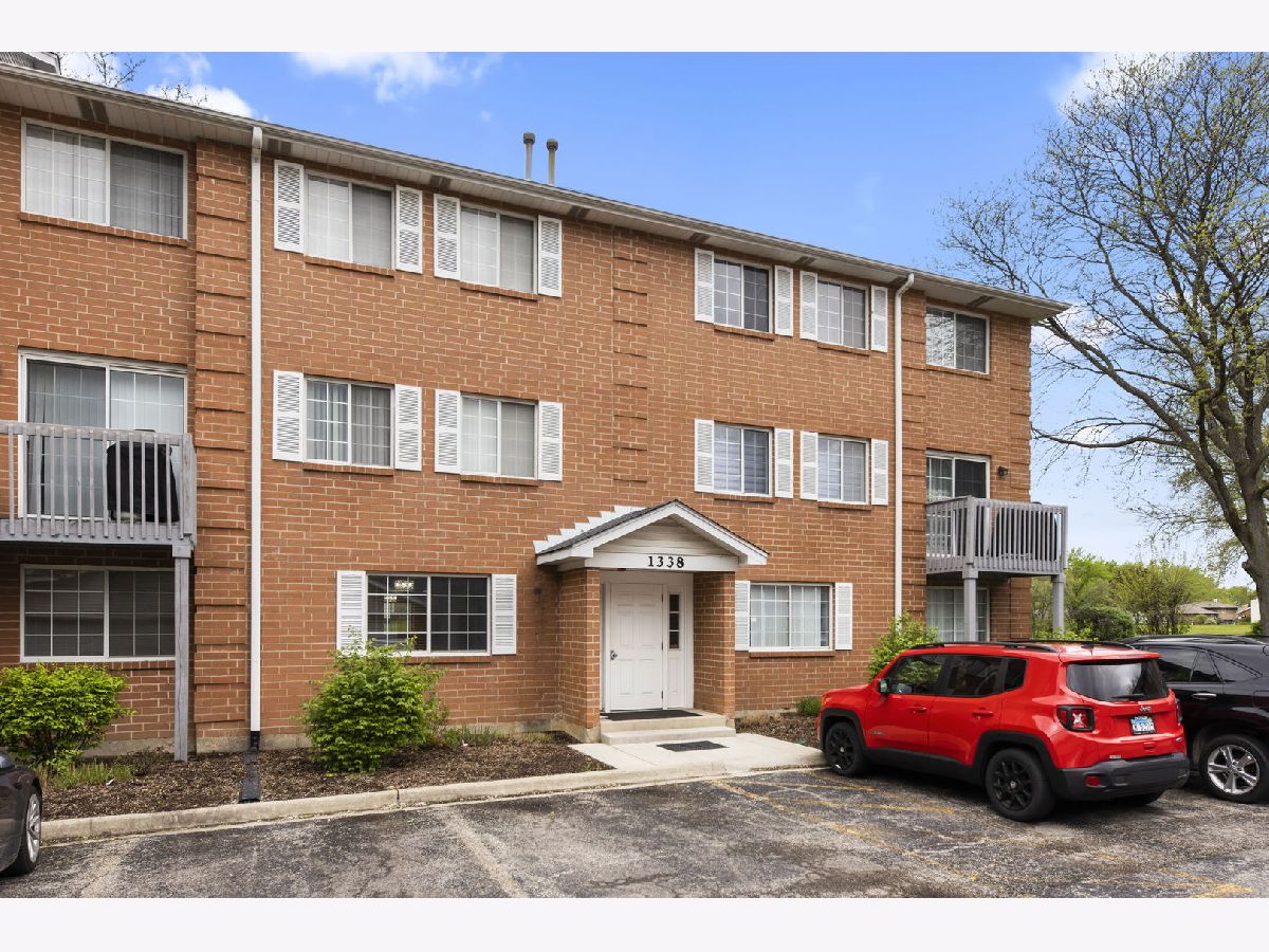 Condos & Townhomes Sold Le Clair Wheaton Illinois, 1338 Lorraine