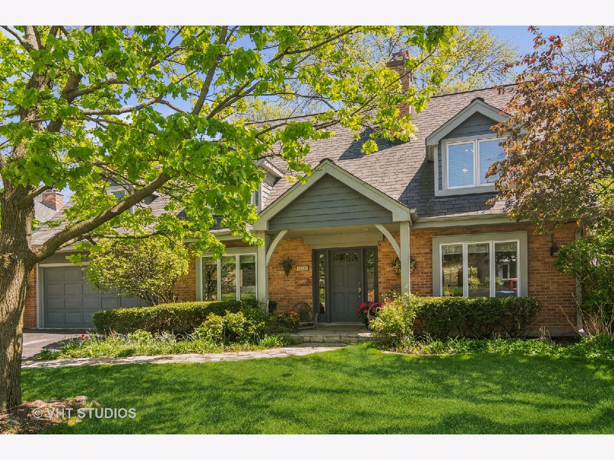 Homes Sold Kings Cove Deerfield Illinois, 807 Fox Hunt