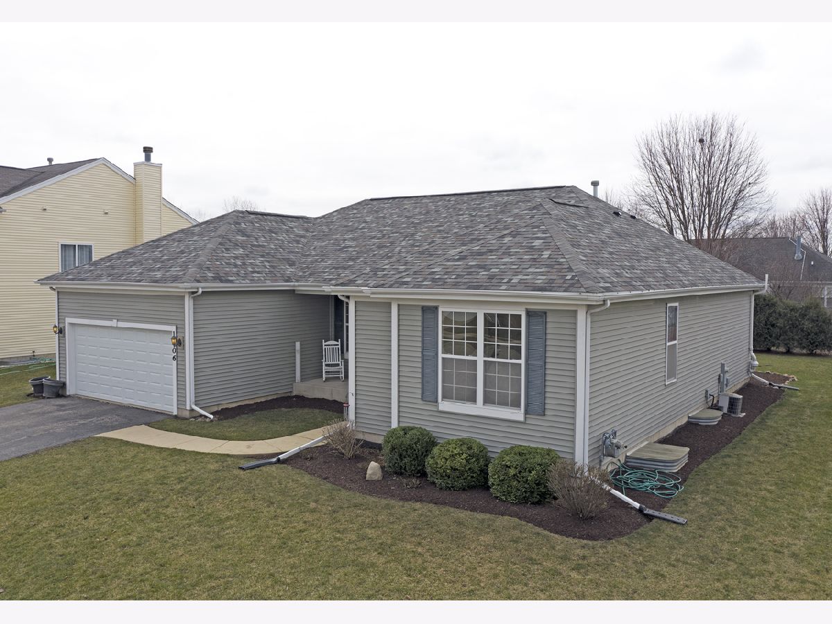 Homes Sold Oak Grove Crossing Harvard Illinois, 1206 Magnolia