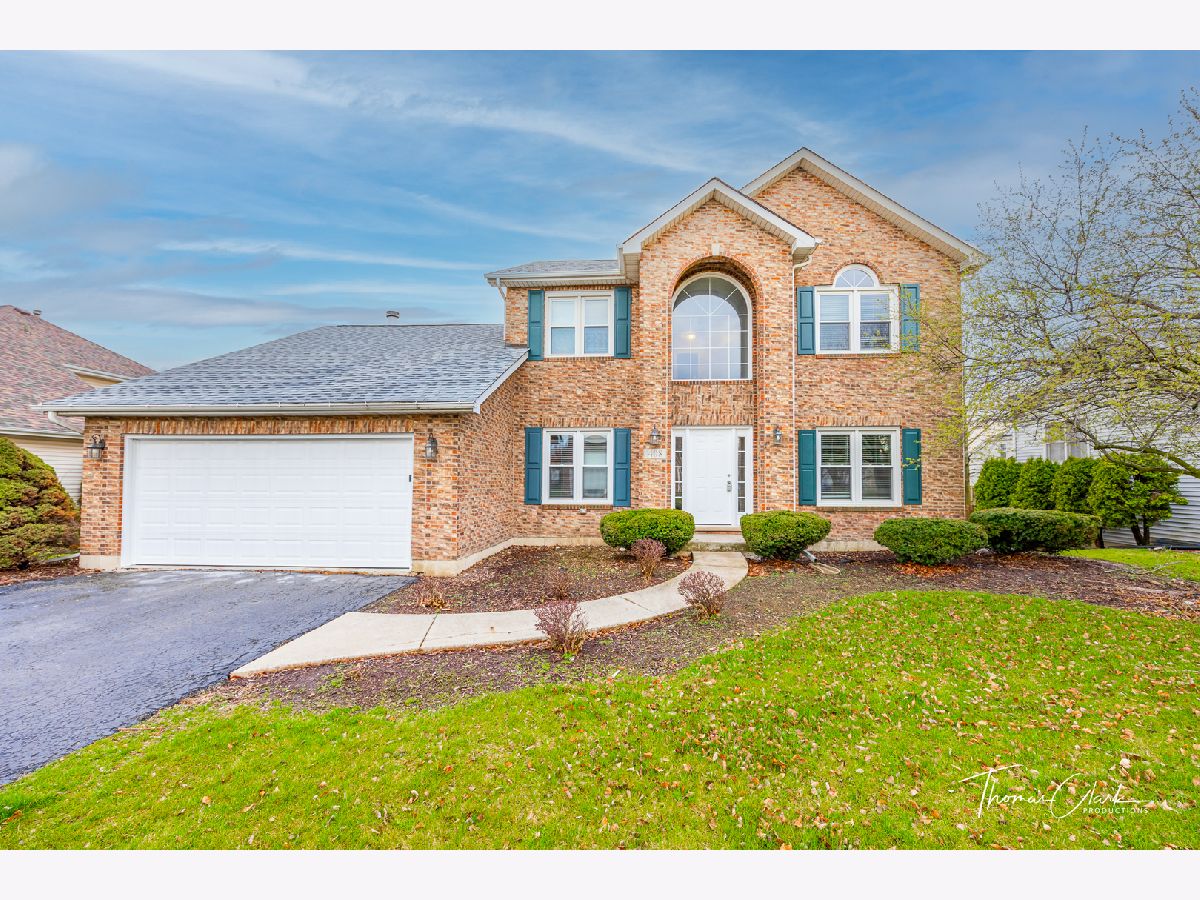 Homes Sold Pheasant Chase Bolingbrook Illinois, 408 Pheasant Chase