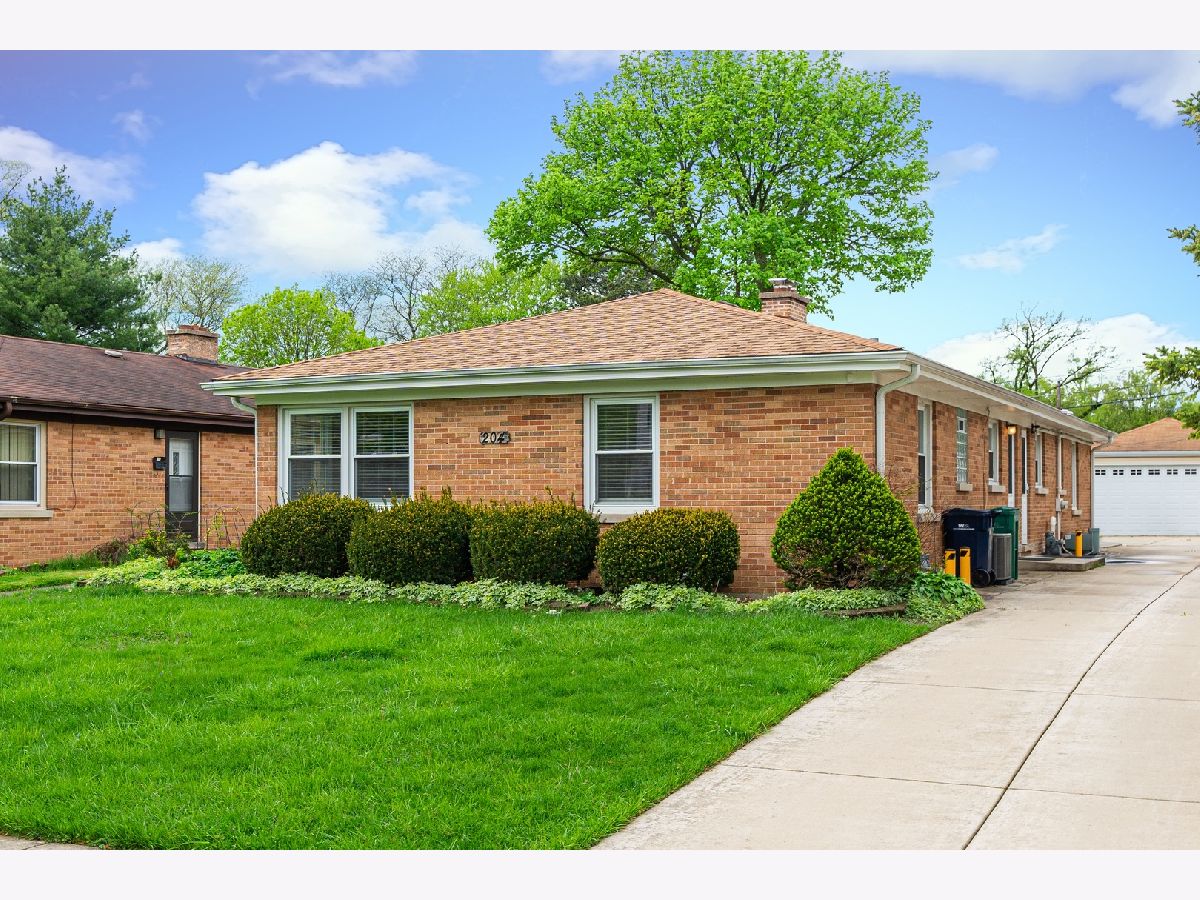 Homes Rented Lilac Lodge Lombard Illinois, 204 Chase