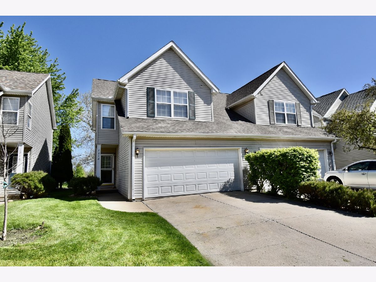 Condos & Townhomes & Homes Sold Links Landing Bloomington Illinois, 1218 Riviera