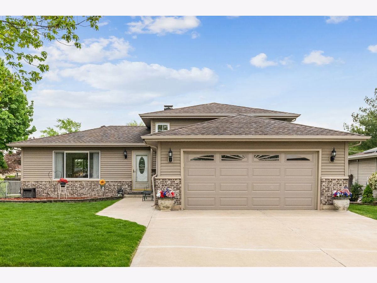 Townhomes & Condos & Homes Sold Polo Club Glendale Heights Illinois, 521 Polo Club