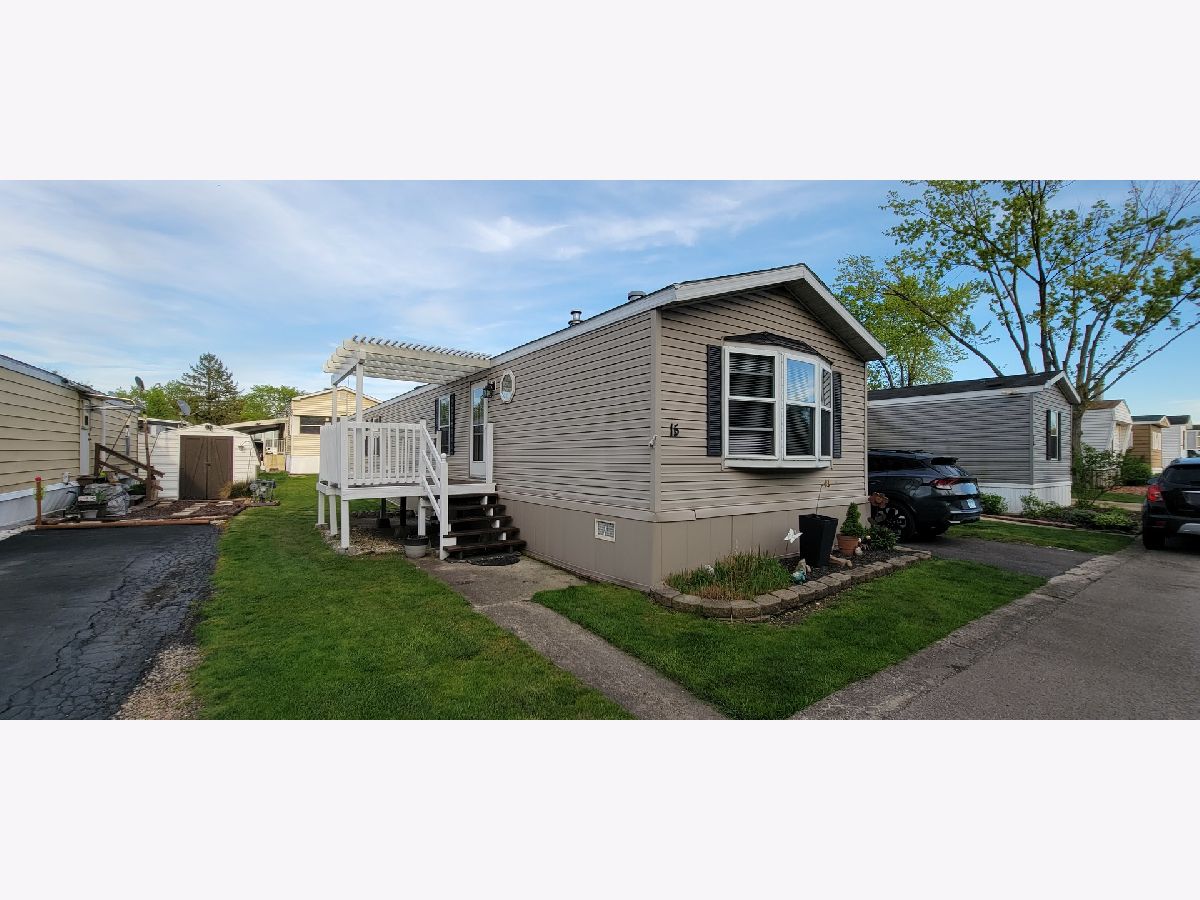 Subdivision Sold Pleasant Ridge West Chicago Illinois, 27W370 Geneva