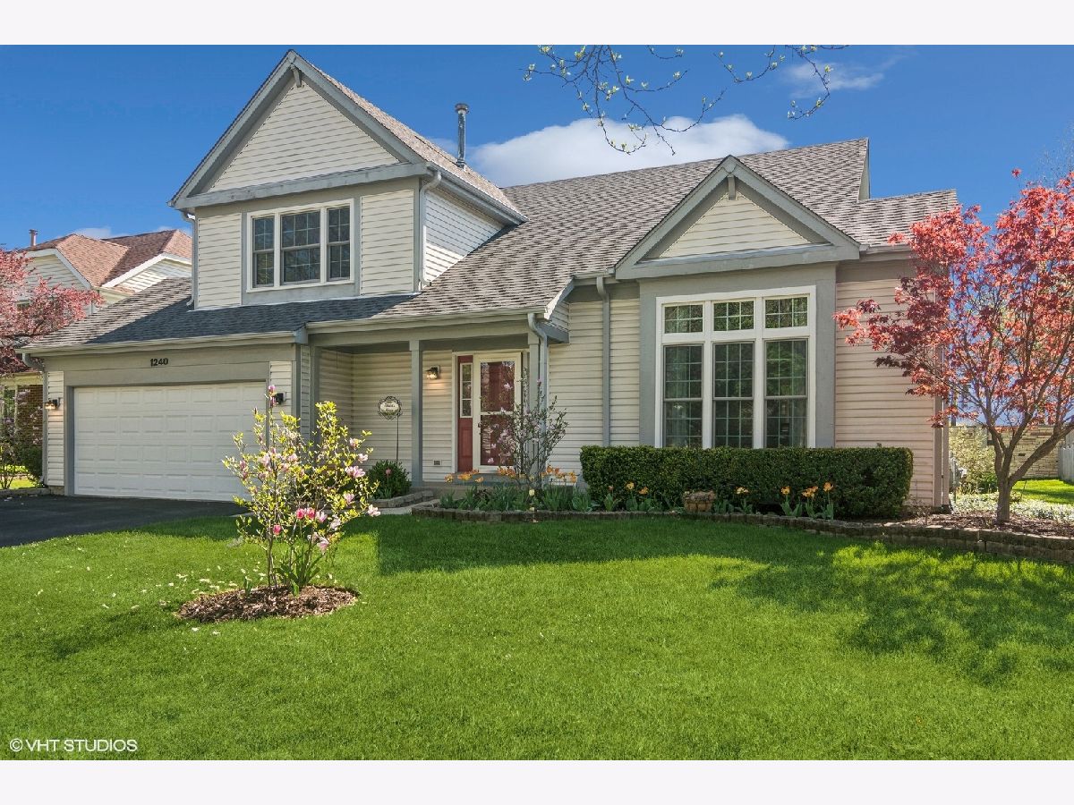 Homes Sold Chestnut Corners Lake Zurich Illinois, 1240 Thorndale