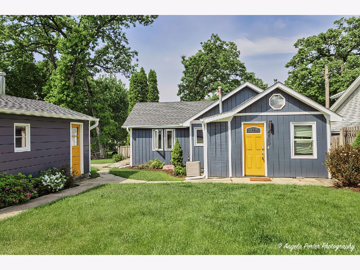 Homes Sold Bayview Beach Crystal Lake Illinois, 4409 Bay View