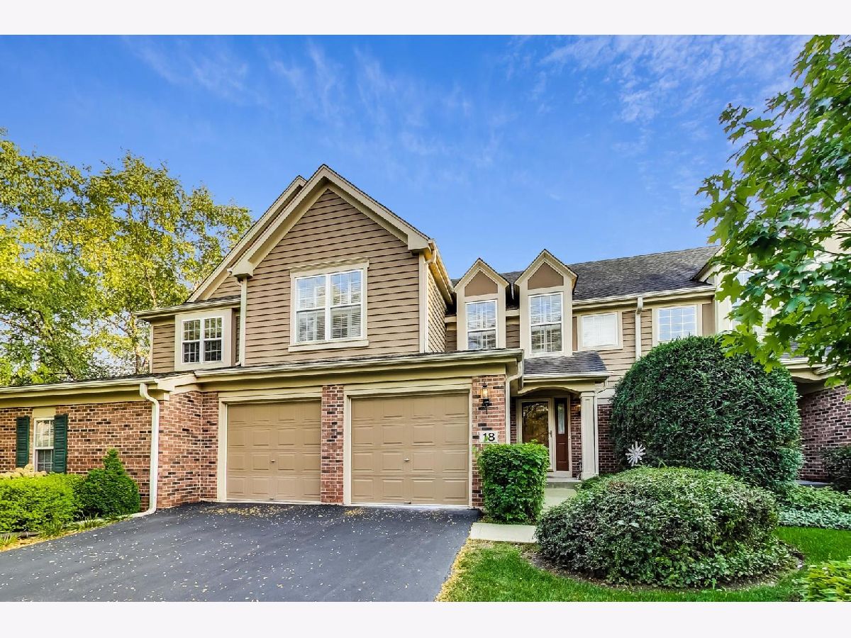 Townhomes Sold Heritage Creek Lincolnshire Illinois, 18 Ashford