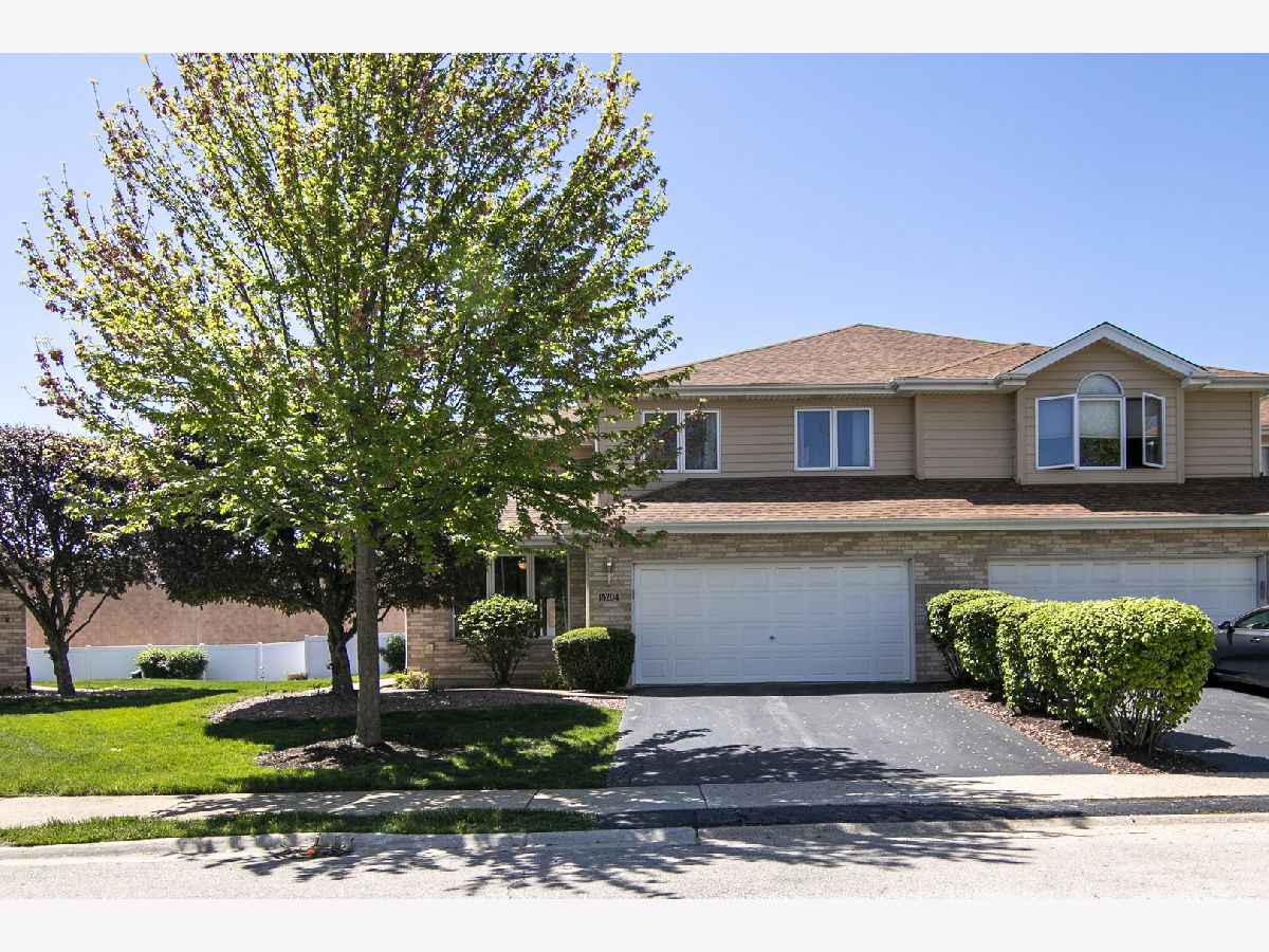 Townhomes Sold Glen Swilly Tinley Park Illinois, 18204 Glen Swilly