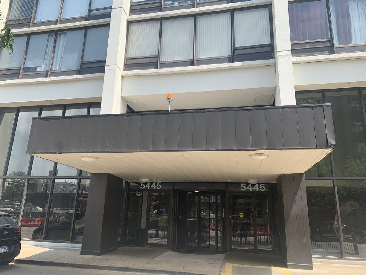 Condominiums Rented Edgewater Plaza Chicago Illinois, 5445 Sheridan