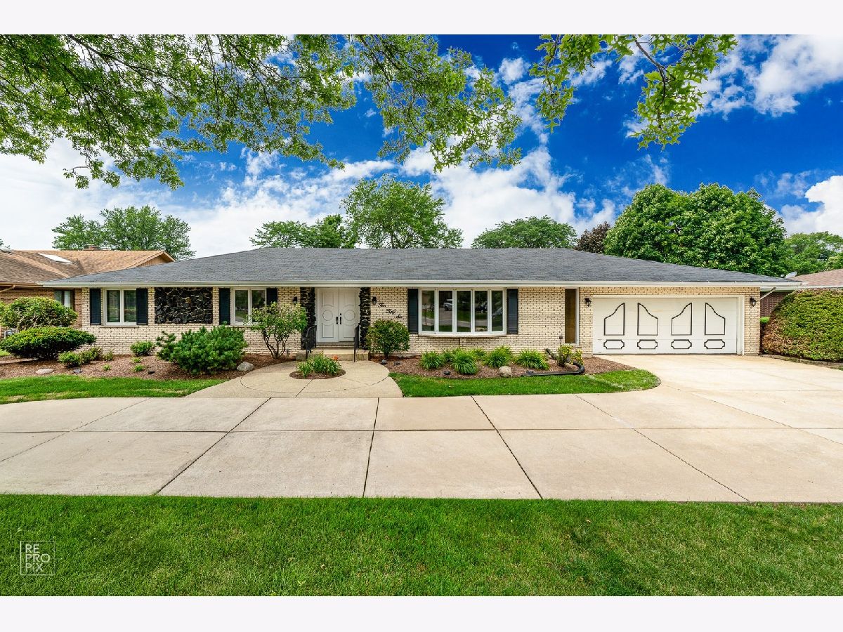 Homes Sold Indian Lakes Bloomingdale Illinois, 256 Cardinal