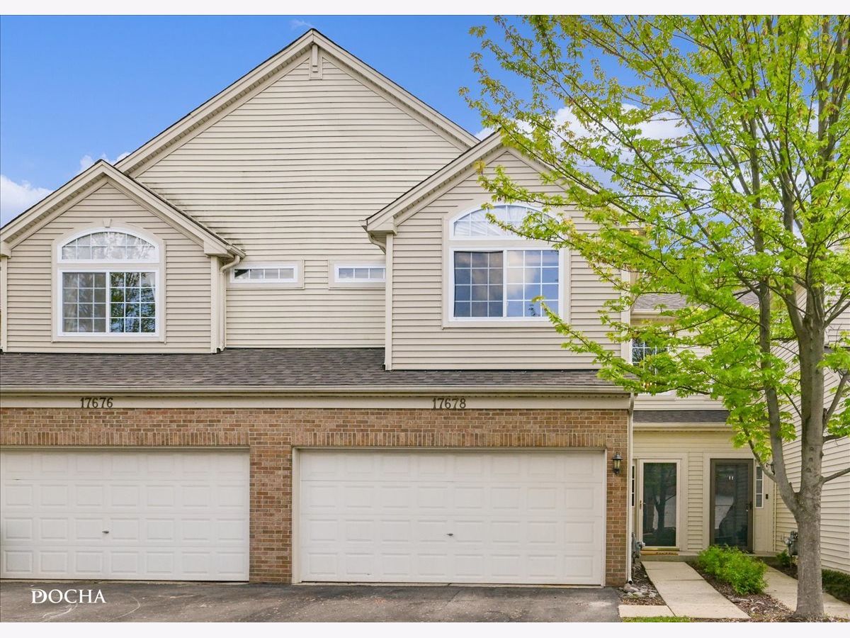 Townhomes & Homes Rented Willow Walk Lockport Illinois, 17678 Gilbert