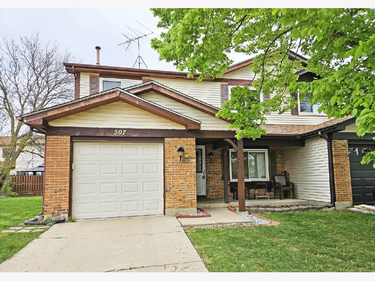 Townhomes Sold Malibu Wheeling Illinois, 507 Commanche