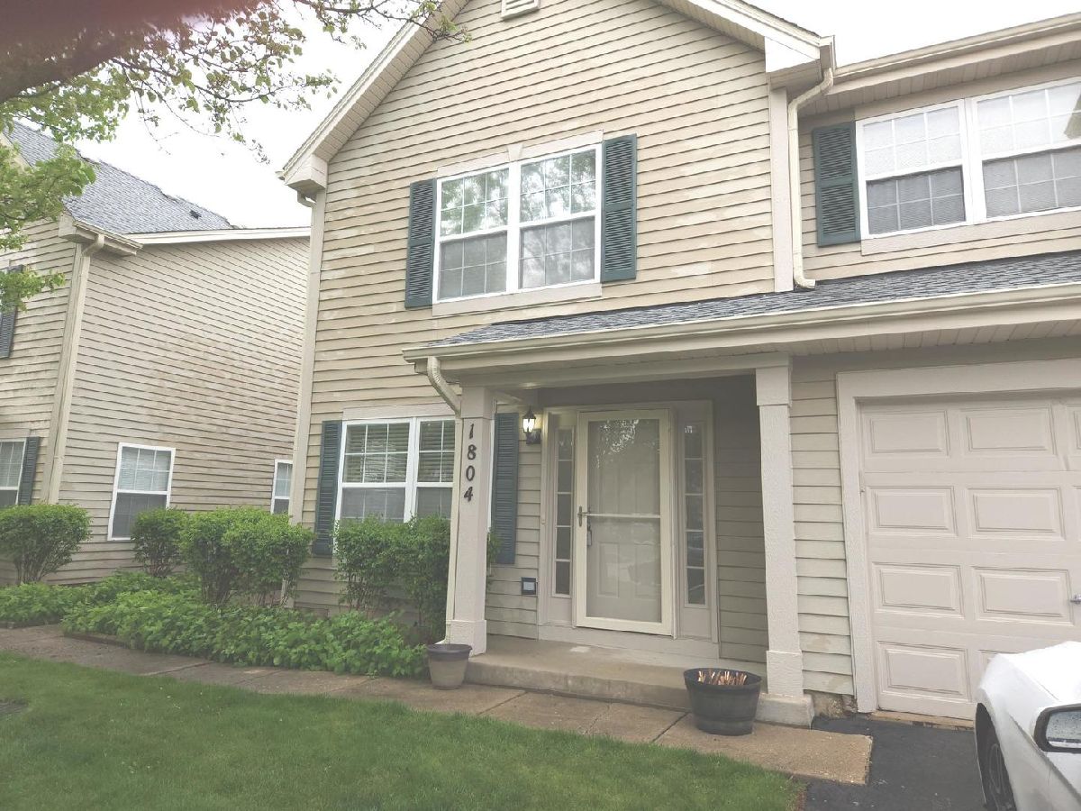 Townhomes & Condos & Homes Rented Lakewood Village Mundelein Illinois, 1804 Oslo