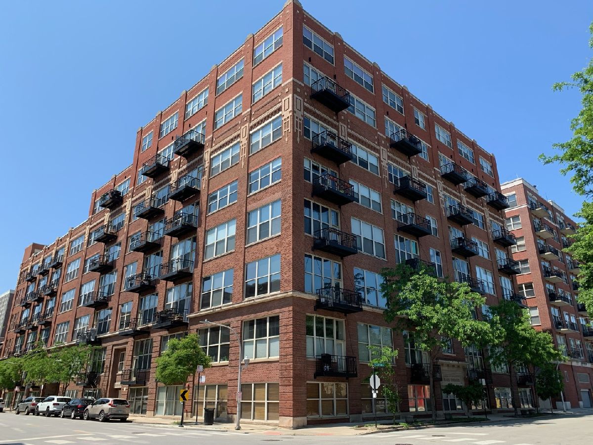 Condominiums Sold Park 1500 Lofts Chicago Illinois, 1500 Monroe