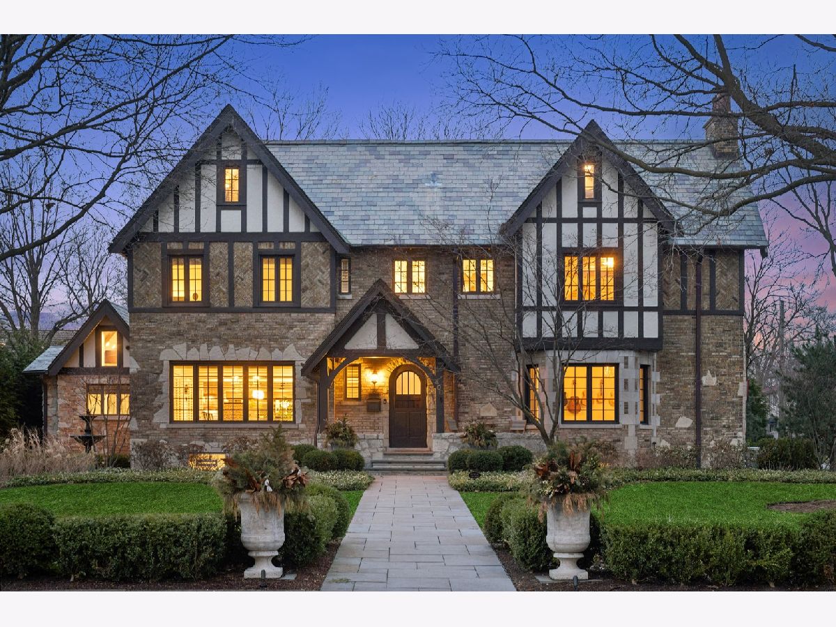 Homes Sold Gold Coast La Grange Illinois, 400 Park