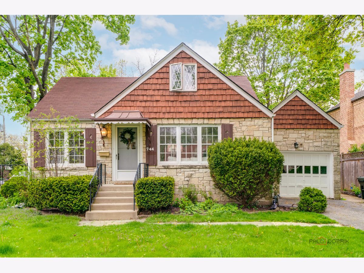 Homes Sold Northmoor Lake Forest Illinois, 744 Northmoor