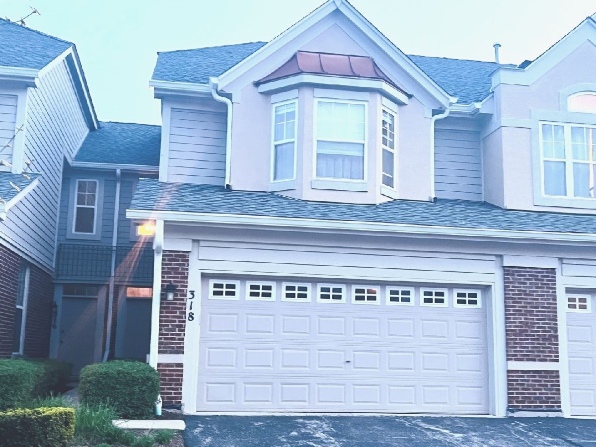 Townhomes & Condos Sold Pinehurst Vernon Hills Illinois, 318 Pine Lake