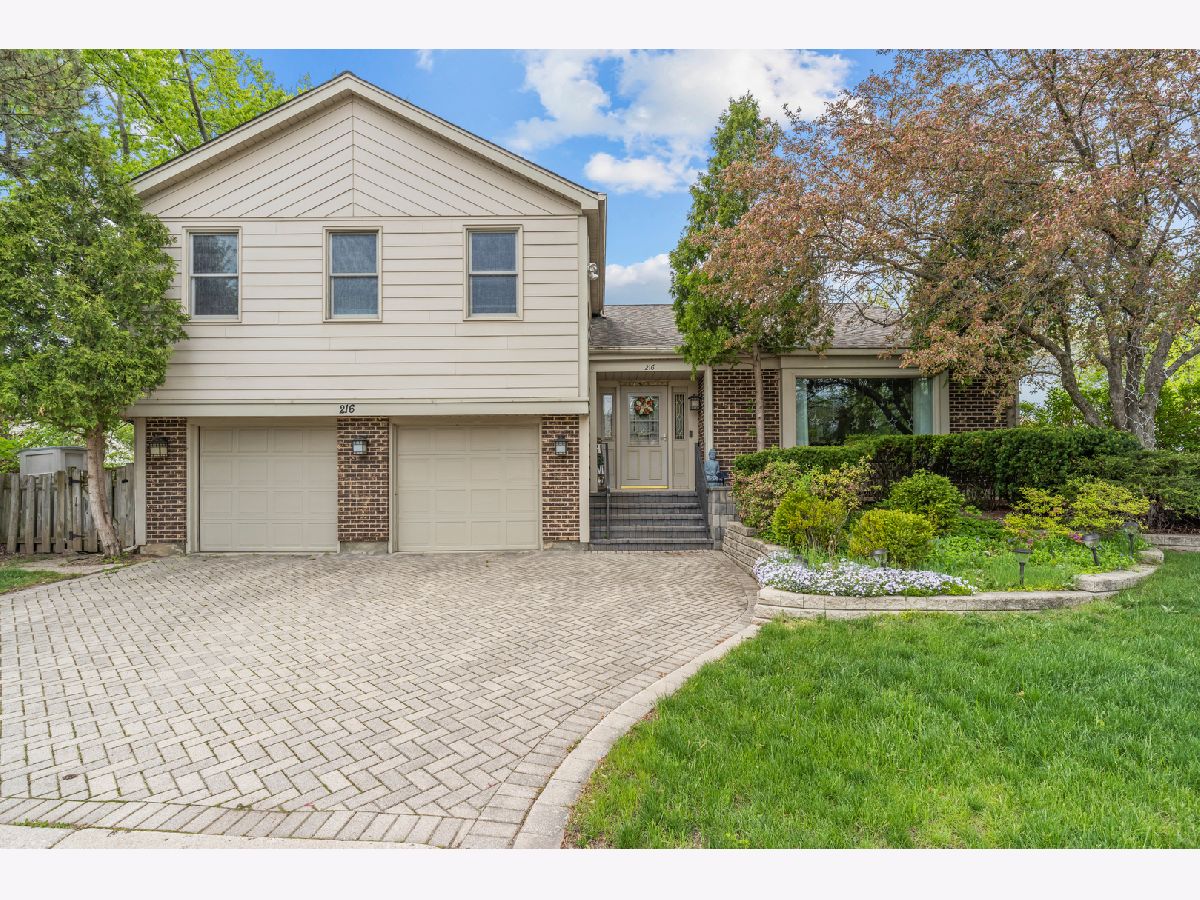 Homes Sold Highland Grove Buffalo Grove Illinois, 216 Fox Hill