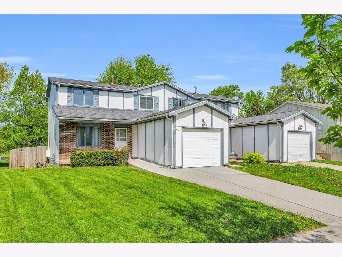 Homes & Condos & Townhomes Sold Hillcrest Bloomington Illinois, 1406 Challis