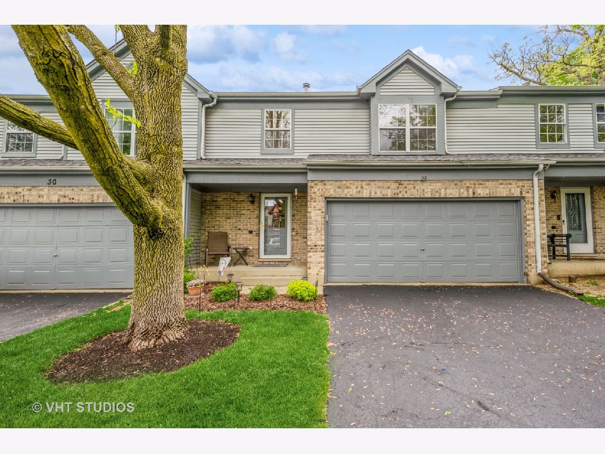 Townhomes & Homes Sold Old Oak Terrace Algonquin Illinois, 32 Oxford