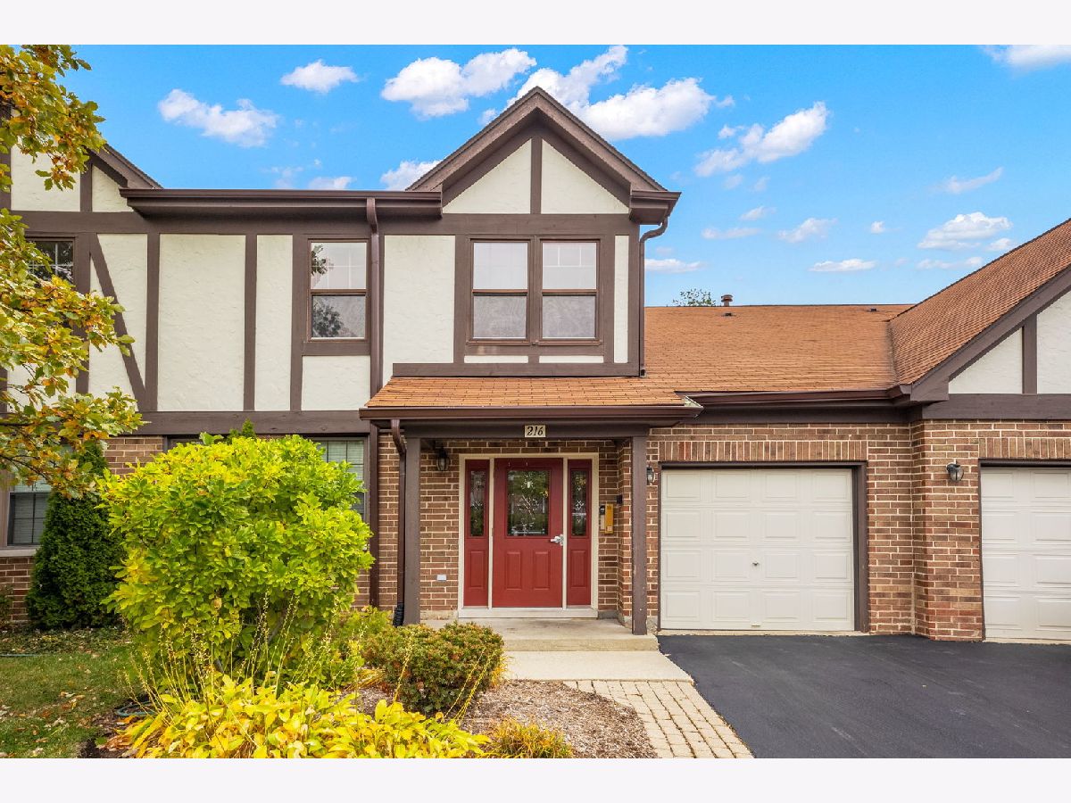 Townhomes & Condos Rented Medinah Lakes Bloomingdale Illinois, 216 Stoneybrook