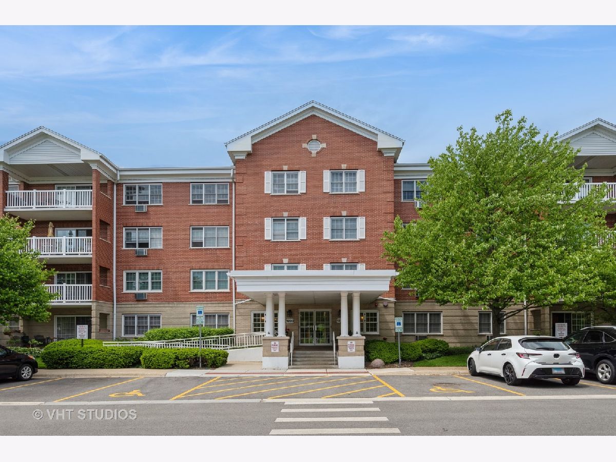Condos & Townhomes Sold Depot Square Glenview Illinois, 1220 Depot