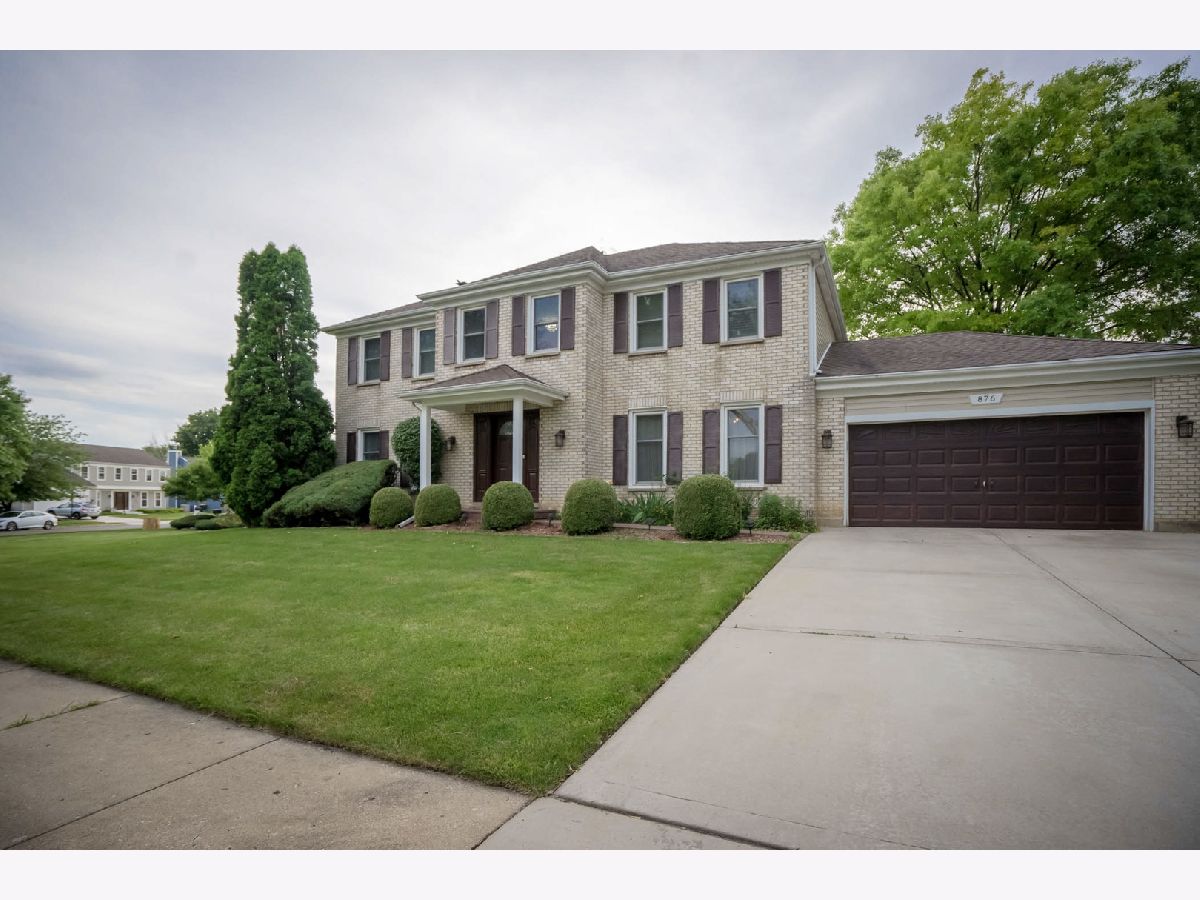 Homes Sold Shining Waters Carol Stream Illinois, 876 Burning