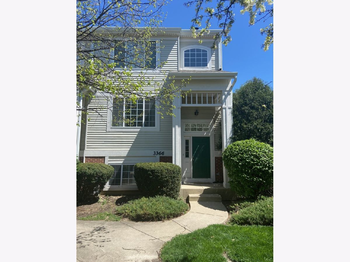 Townhomes & Condos Rented Ogden Pointe Aurora Illinois, 3366 Ravinia