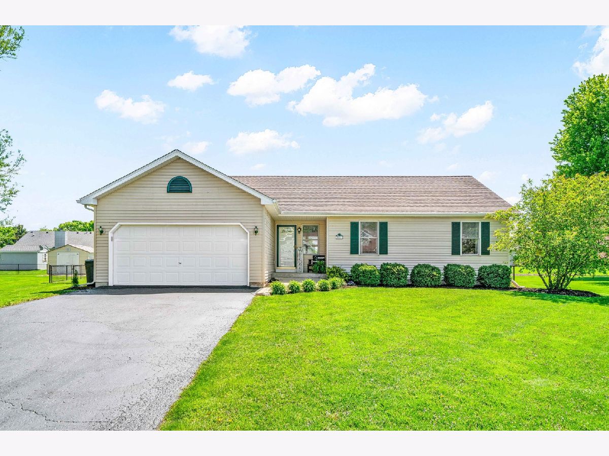 Homes Sold Indian Creek Leland Illinois, 535 Indian Creek