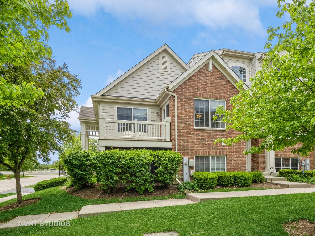 Townhomes & Condos Sold West Ridge Elgin Illinois, 3418 Cameron