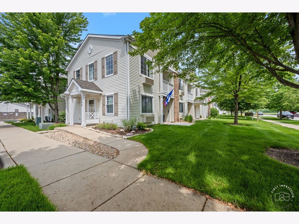 Condos & Townhomes Sold Prairie Point Aurora Illinois, 1606 Mcclure