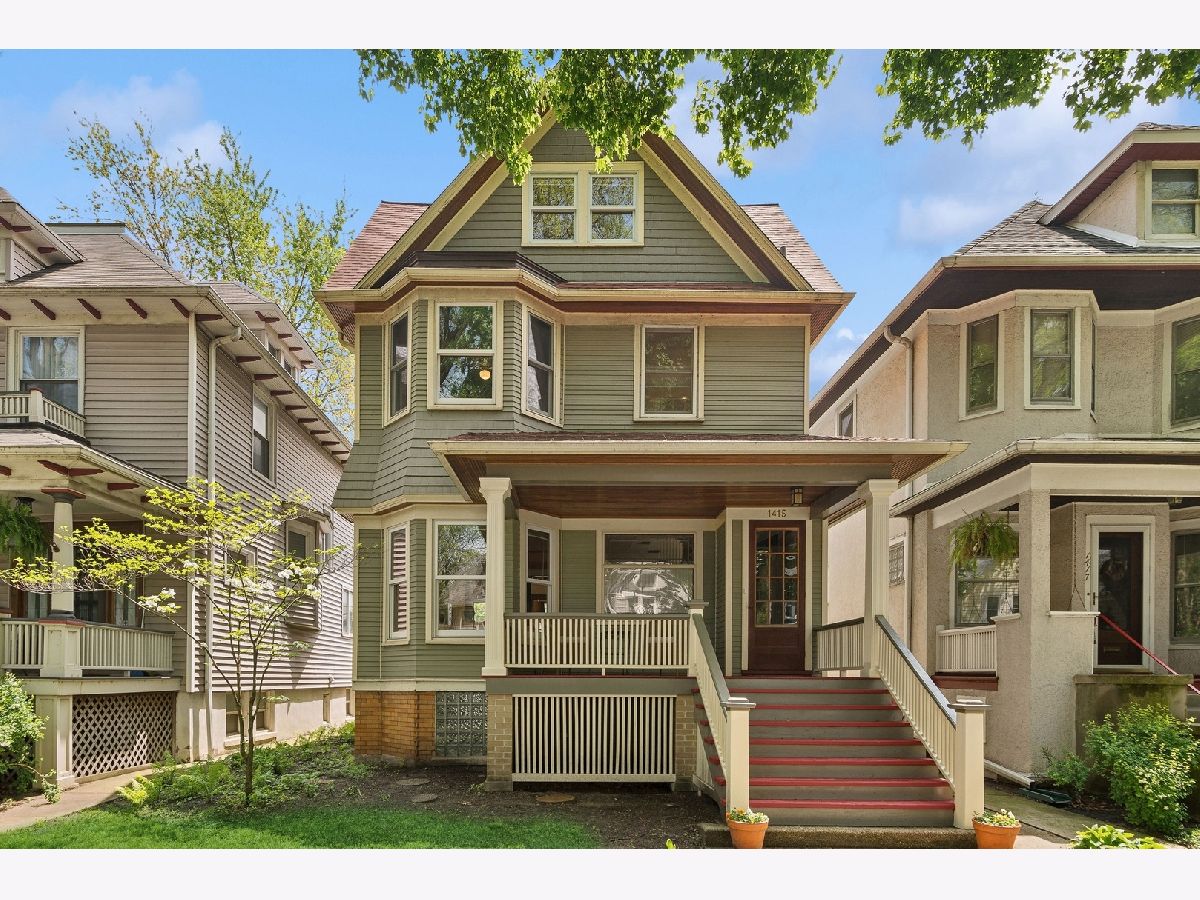 Condominiums & Homes Sold Edgewater Glen Chicago Illinois, 1415 Glenlake