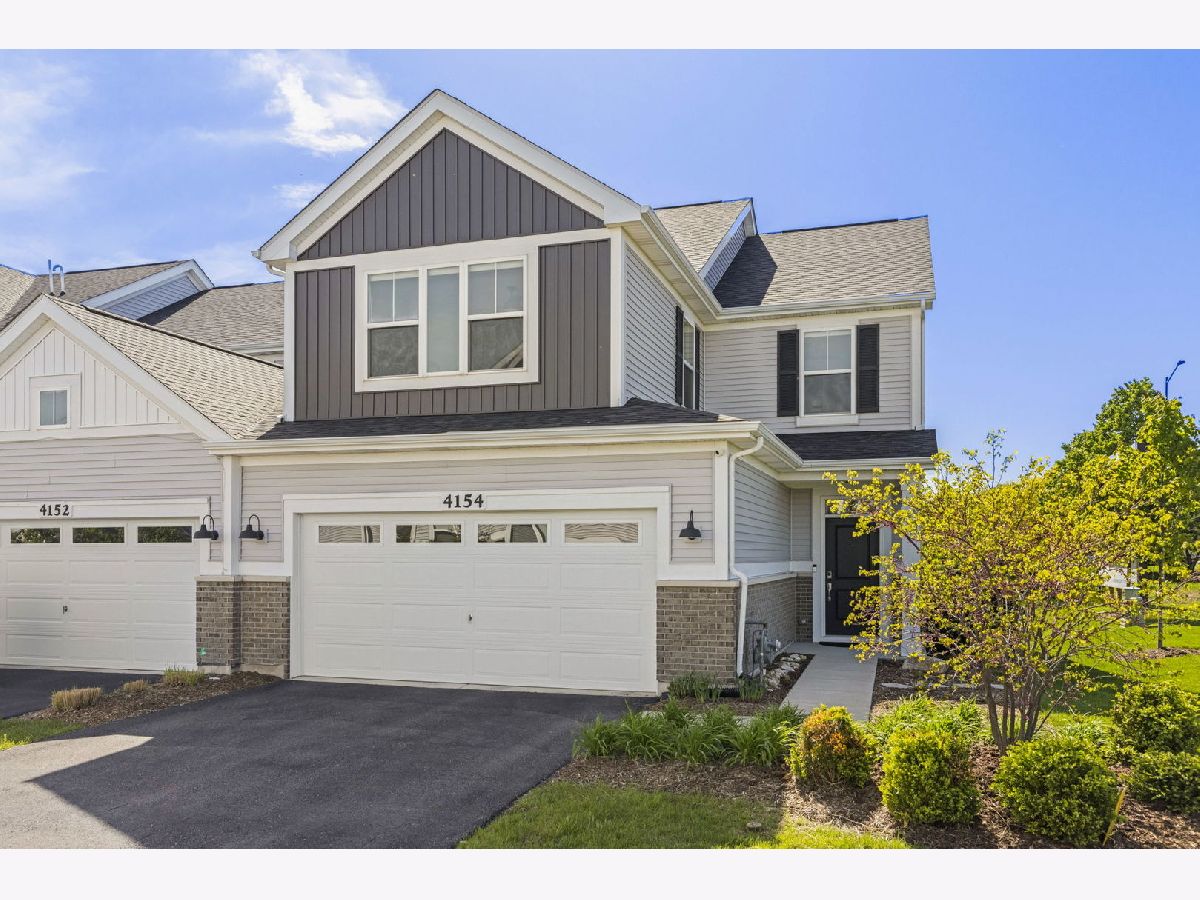 Condos & Townhomes Sold Gramercy Square Aurora Illinois, 4154 Calder