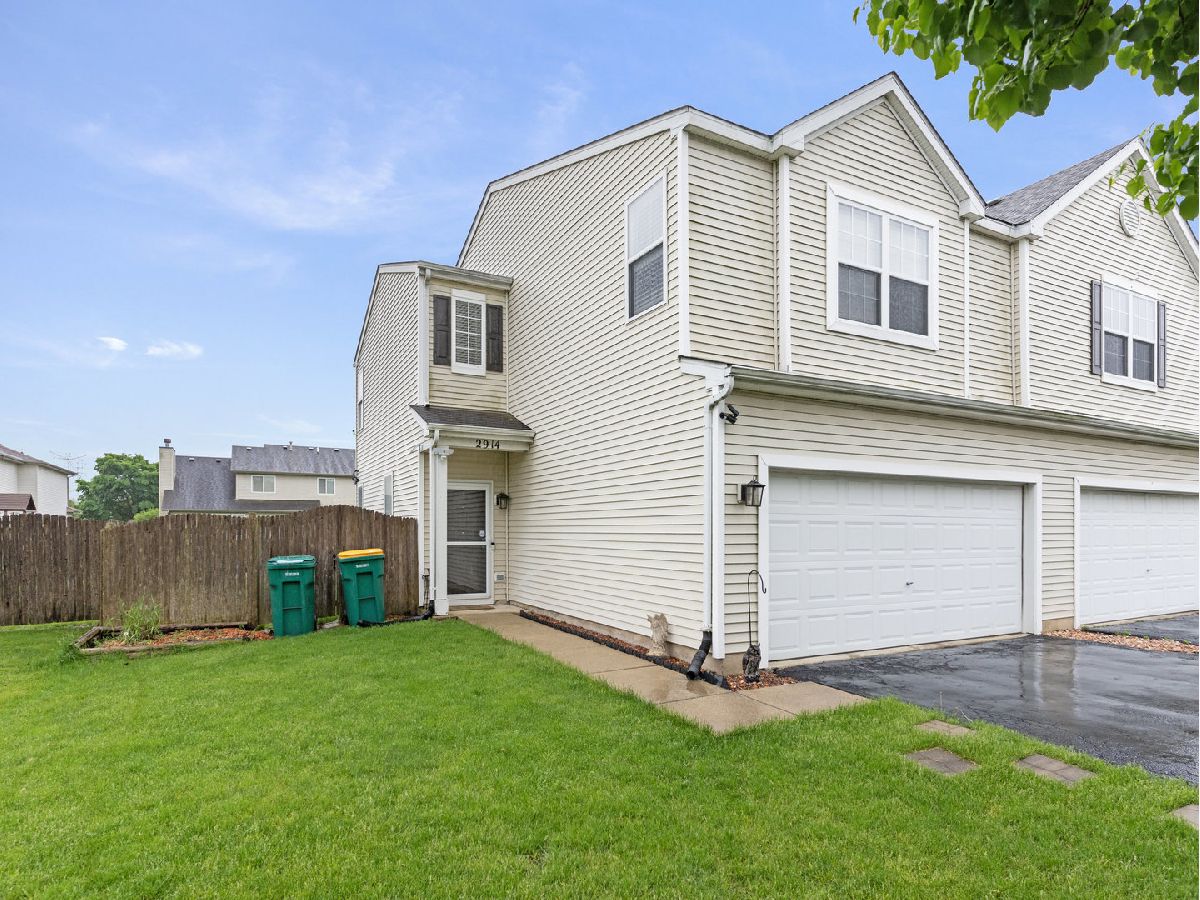 Homes & Townhomes Sold Old Renwick Trail Joliet Illinois, 2914 Boone