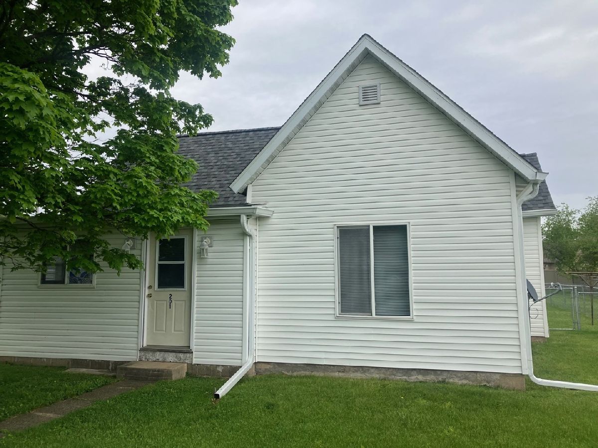 Sold Hopedale Illinois, 201 Main