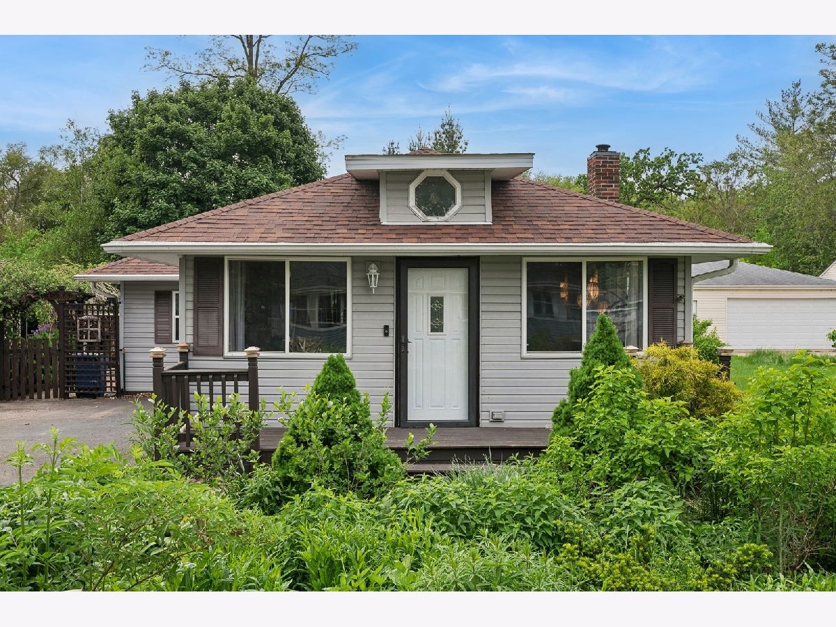 Homes Sold Mylith Park Island Lake Illinois, 27568 Hickory