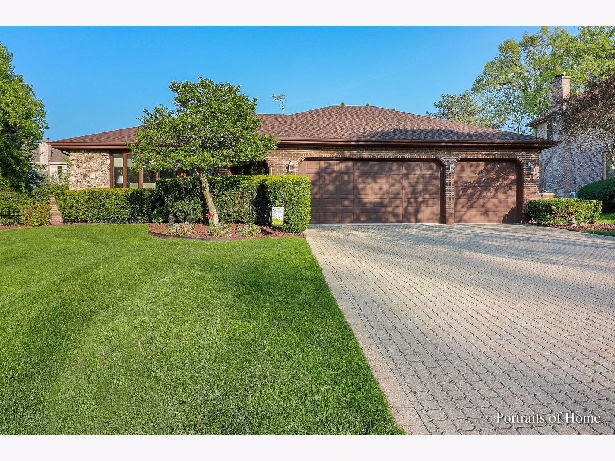 Homes Sold Tara Hill Darien Illinois, 8901 Tara Hill