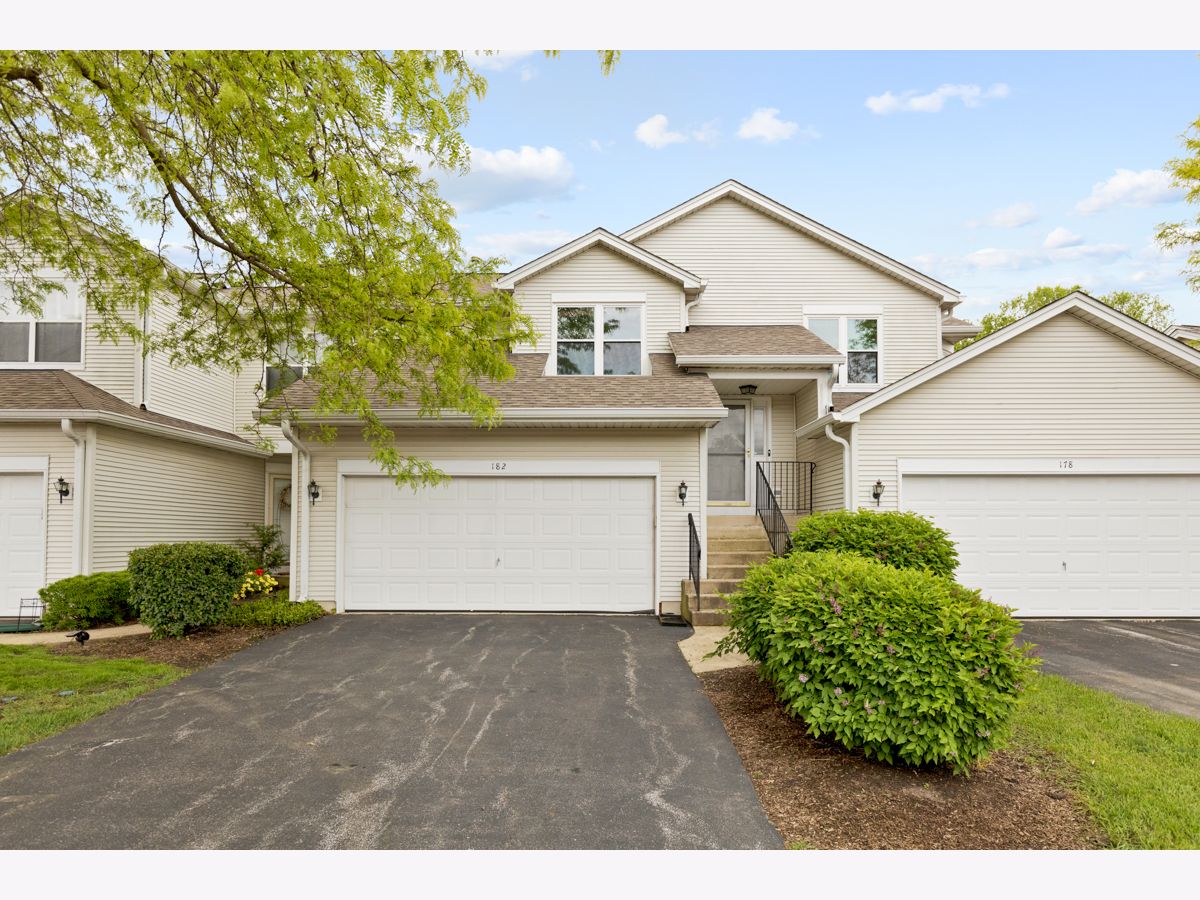 Townhomes & Condos Sold Woodland Lakes North Aurora Illinois, 182 Aspen